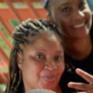 Meet your Posher, Deonne